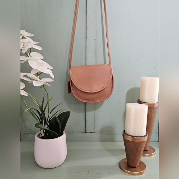 Vintage Coach Casey Crossbody Shoulder Bag #9923 (Camel / Taupe) - Picture 9 of 15